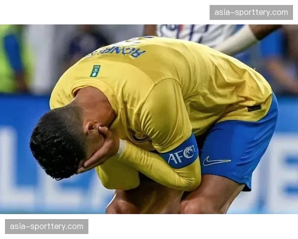 争议判罚！皇家社会对阵塞维利亚一役，VAR回看取消关键点球